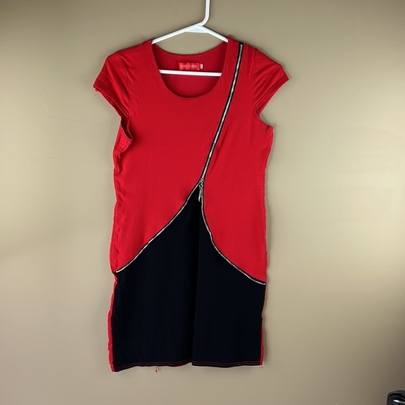 Man Li Siin Mod Mini Dress - Picture 4 of 11